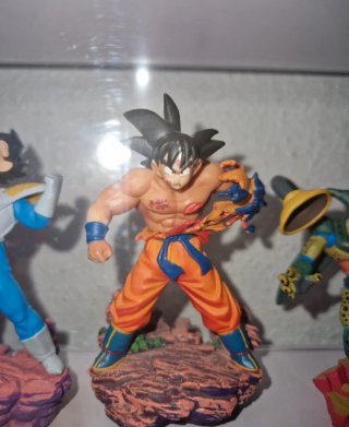 Figura Goku Dragon Ball Megahouse