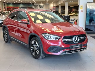 Mercedes-Benz GLA 200-2021
