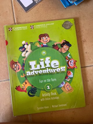 Libro de ingles activity book