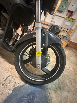 Daelim Roadwin FI 125
