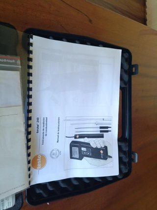 Conductivímetro profesional Testo 240