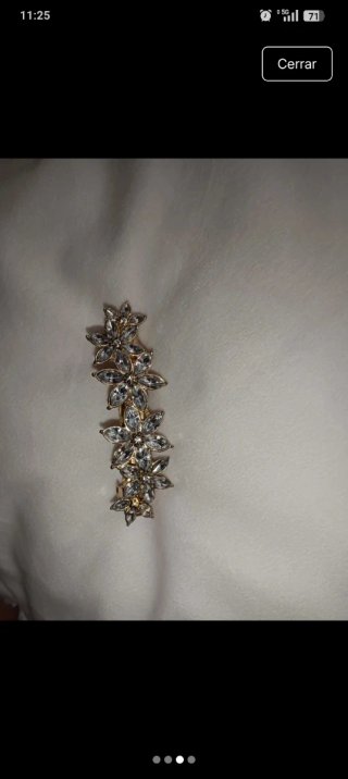 Título: Lote de ropa y accesorios de mujer – 7 €