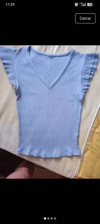 Título: Lote de ropa y accesorios de mujer – 7 €