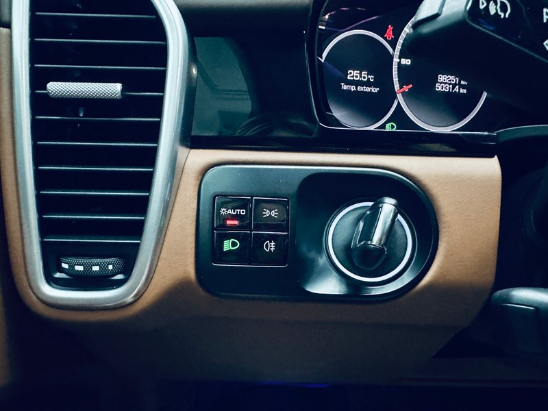 Porsche Cayenne 2020, foto 29