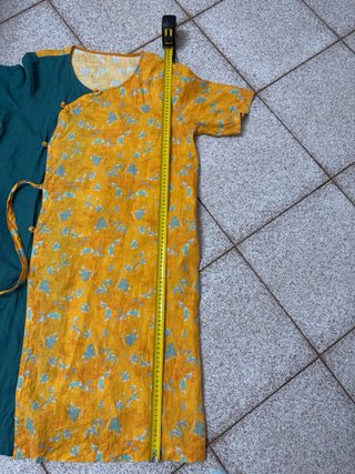 Abito estivo verde e giallo 100%di lino