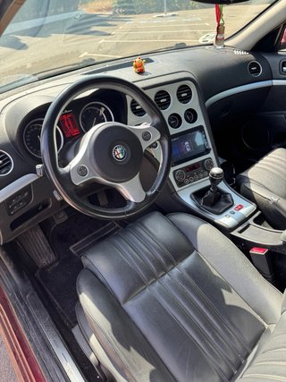 Alfa Romeo 159