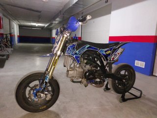 Pitbike Malcor Super Racer 190 motard Azul y negro