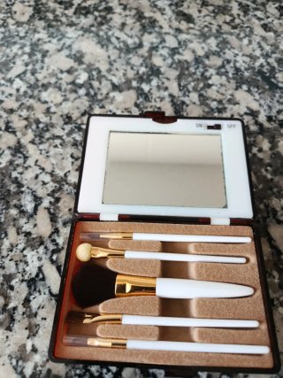 Estuche de brochas de maquillaje con espejo