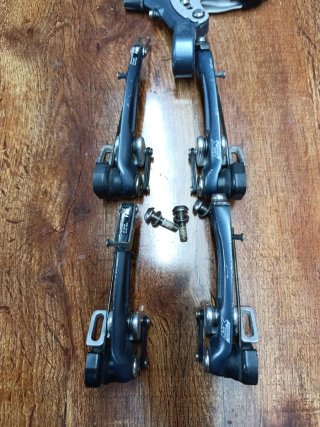 Shimano M570 V-Brake Frenos y Manetas