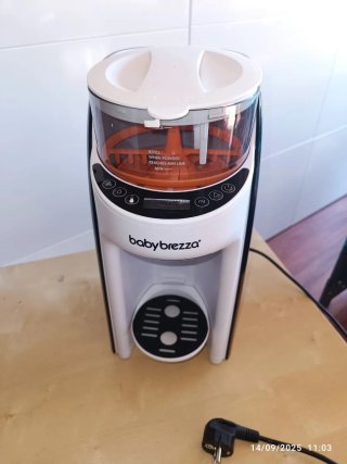 Baby Brezza Formula Pro Advanced prepara biberones