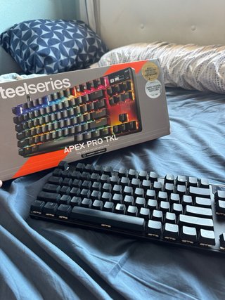 SteelSeries Apex Pro TKL Gen 3 Teclado