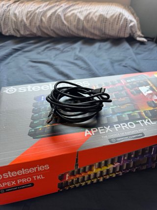 SteelSeries Apex Pro TKL Gen 3 Teclado