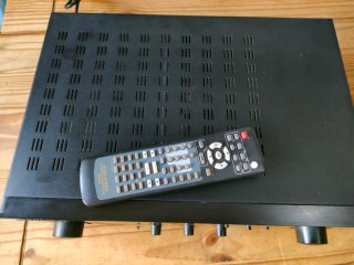 Amplificador Marantz pm 4000.