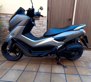 Yamaha NMAX 2019 Gris