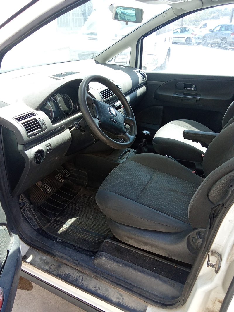 SEAT Alhambra 2.0 TDi Reference Plus 2007, foto 6