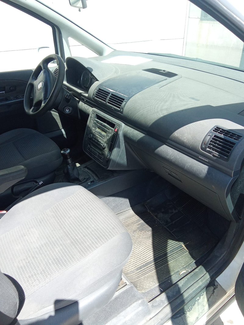 SEAT Alhambra 2.0 TDi Reference Plus 2007, foto 7