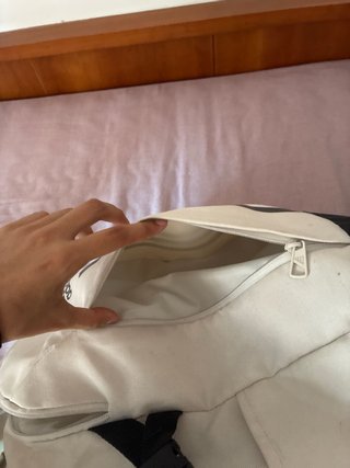 Mochila Adidas Beige y Negra
