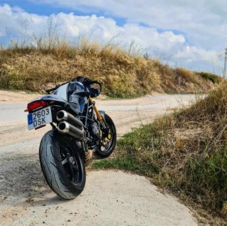 Ducati Monster S2R 800