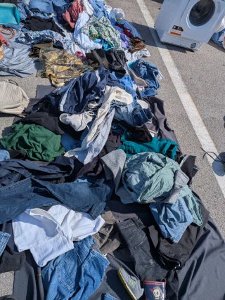 Lotto Abbigliamento e Accessori Vari stock