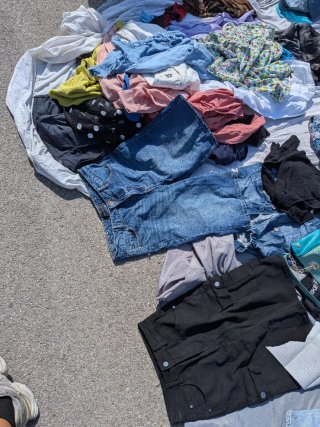 Lotto Abbigliamento e Accessori Vari stock