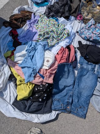 Lotto Abbigliamento e Accessori Vari stock