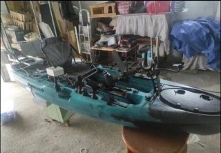 Pareja Kayak: 1 a Pedales + 1 Motor Eléctrico
