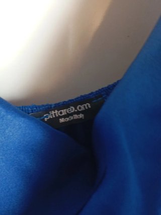Vestido azul con volantes