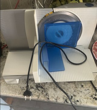 Cortadora de fiambre eléctrica