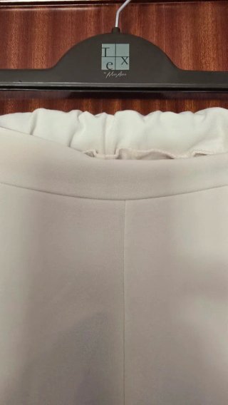 Pantalón blanco ancho