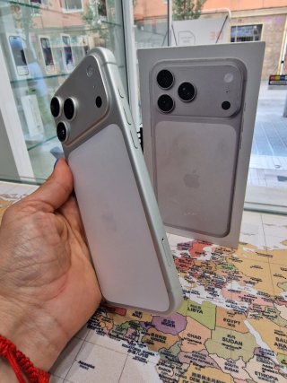 iPhone 17 Pro Max 256GB Plata