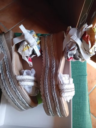 Sandali neri con zeppa donna Tg. 38