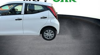 Toyota Aygo 1.0 70 x-play 53 kW (72 CV)