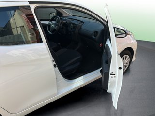 Toyota Aygo 1.0 70 x-play 53 kW (72 CV)