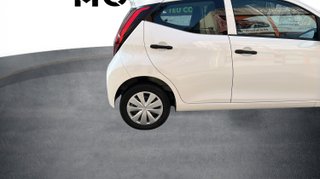 Toyota Aygo 1.0 70 x-play 53 kW (72 CV)