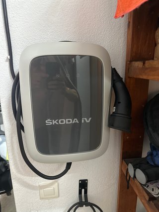 Cargador SKODA IV