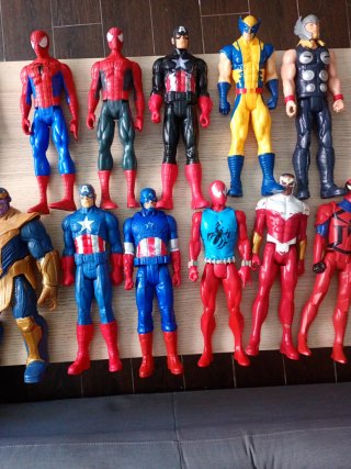 Lote 15 Figure Marvel