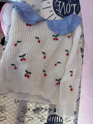 Jersey niña invierno con cerezas