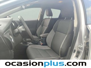 Toyota Auris 90D Business 66 kW (90 CV)