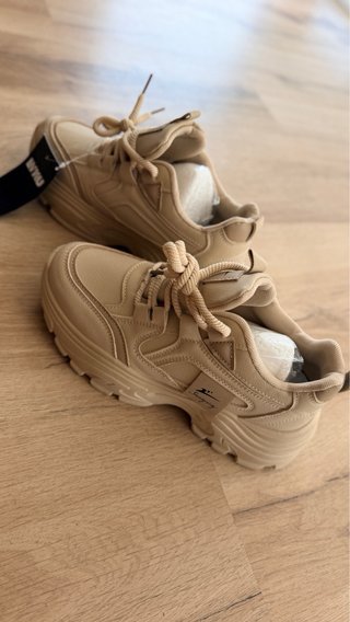 Zapatos Sgg Lyku Beige Suela Gruesa Mujer
