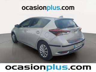 Toyota Auris 90D Business 66 kW (90 CV)