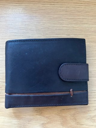 Cartera de hombre piel negra y marrón