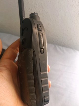 Motorola MTH800 walkie tetra 390-430mhz