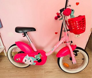 Bicicleta Decathlon niña con cesta