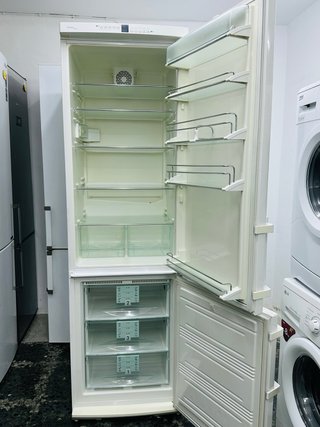 Nevera Liebherr Blanca