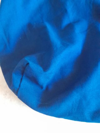 Borsa in stoffa blu con manici in corda