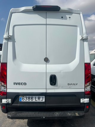 IVECO DAILY 35 140 L3H2 2021