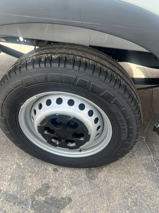 IVECO DAILY 35 140 L3H2 2021