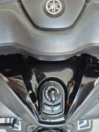 Yamaha Tricity 3 Ruedas Negro/Gris