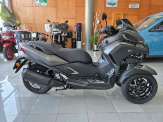Yamaha Tricity 3 Ruedas Negro/Gris