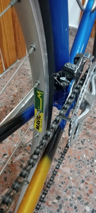 Bicicleta de carretera clásica